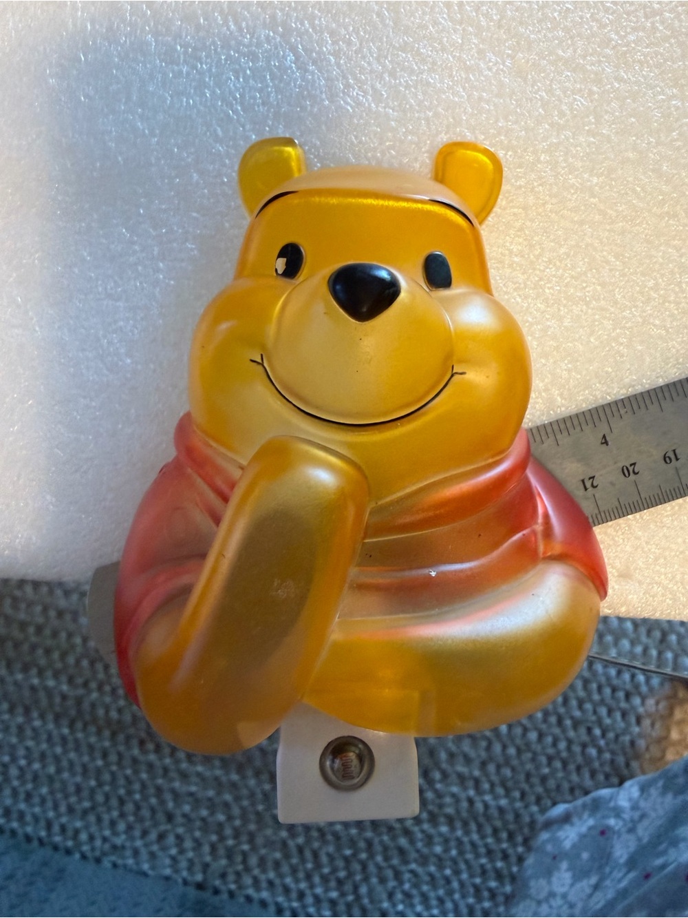 Disney Yellow and Red Winnie the Pooh Night Light VTG